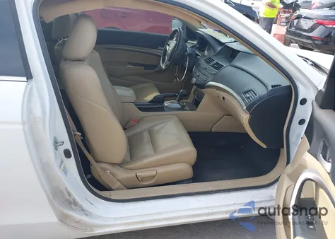 2009 Honda Accord 2.4 Ex-L from USA, damaged, VIN 1HGCS12829A016161